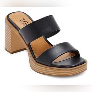 ANA Sanger Sandals, Size 9.